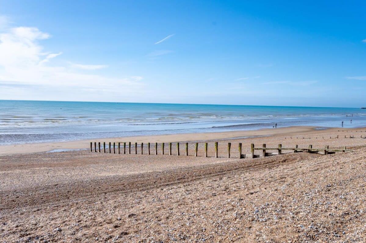 Escape To Paradise At Pevensey Bay Holiday Park 13 Woodland Walk Villa Eksteriør billede