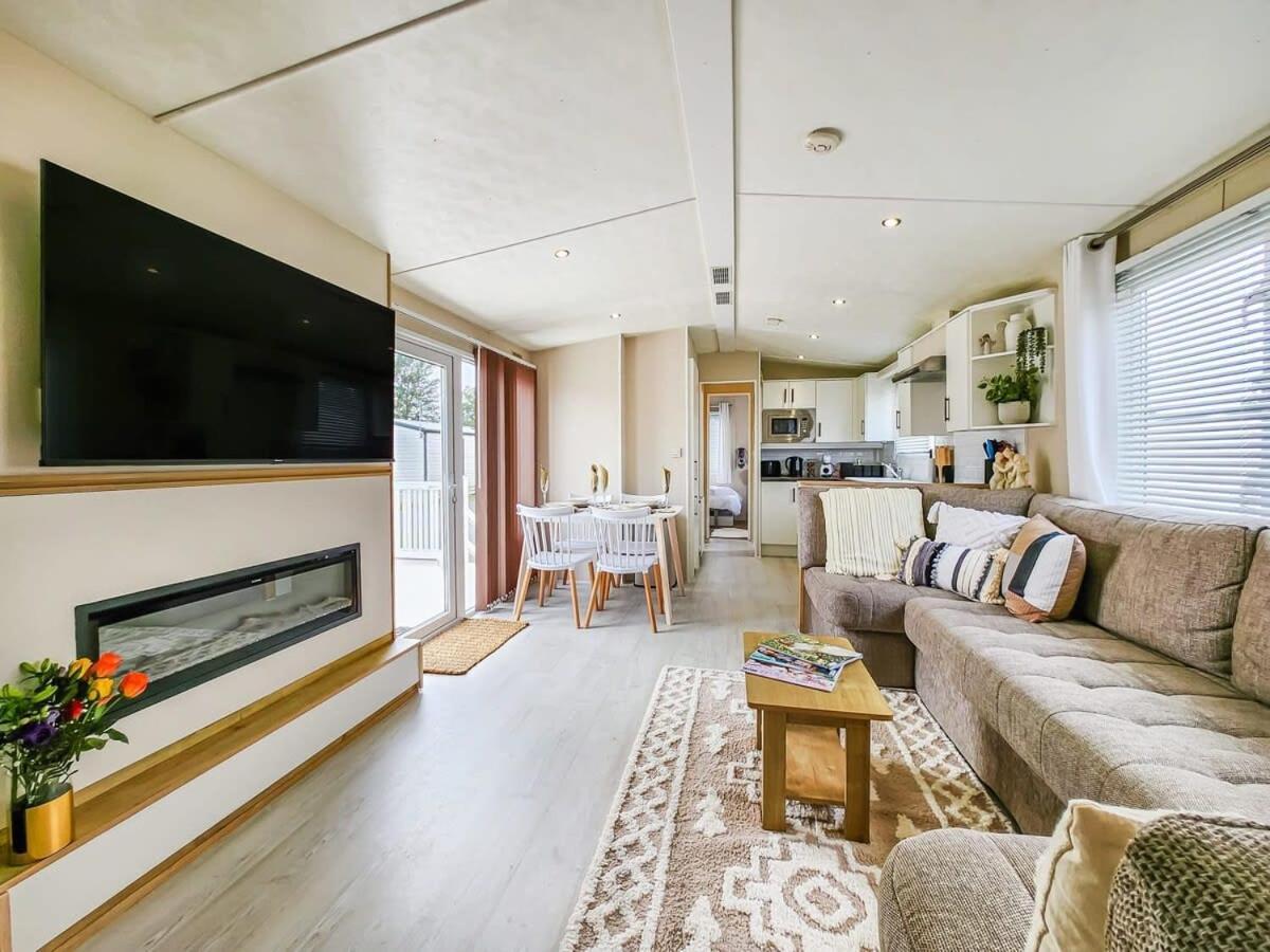 Escape To Paradise At Pevensey Bay Holiday Park 13 Woodland Walk Villa Eksteriør billede